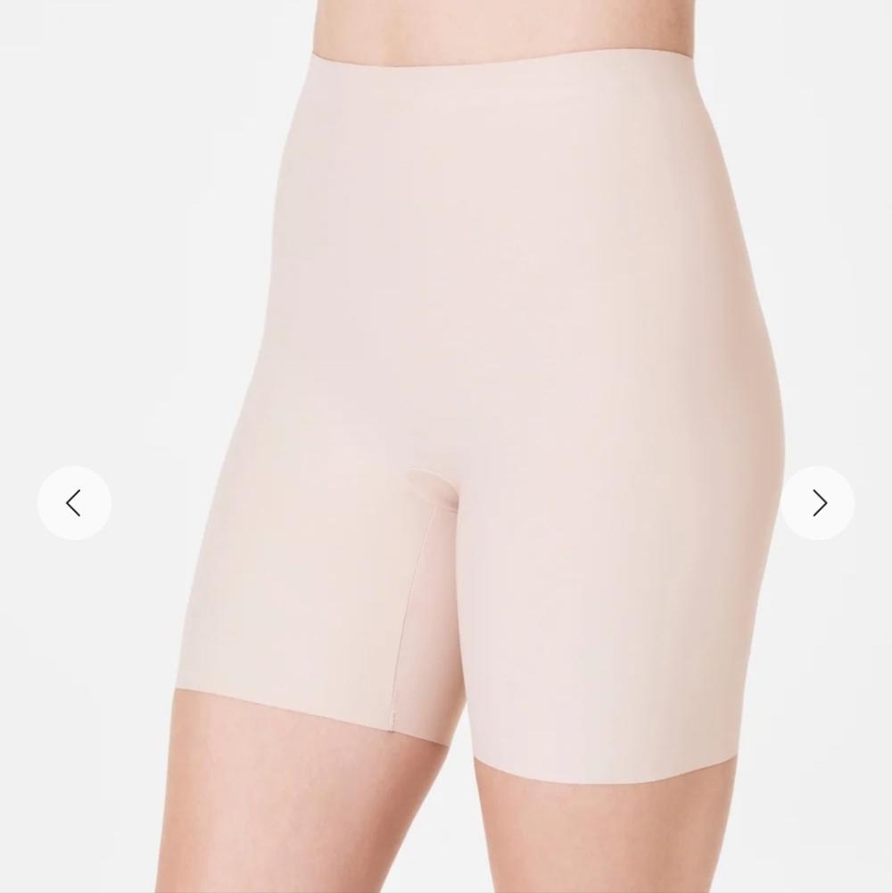 NWT SPANX POWDER Mid-thigh Shapewear Shorts